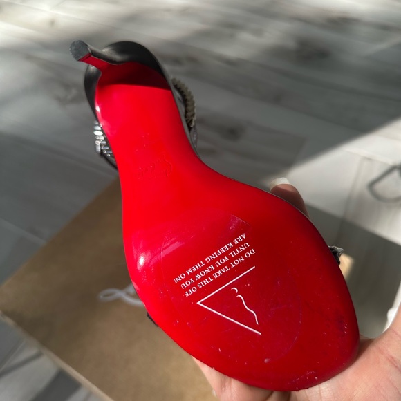 Christian Louboutin So Me 100 Leather Heel (37) - Picture 13 of 15